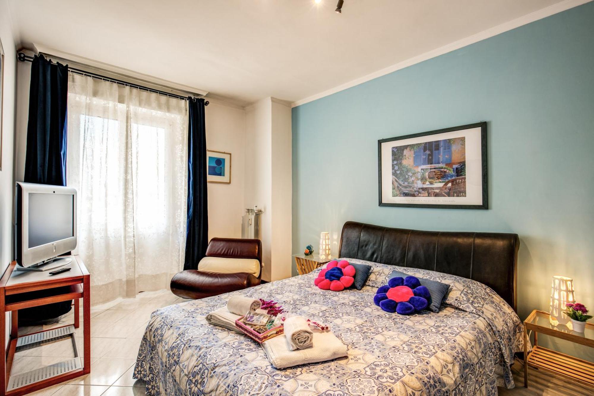 Sunrise Apartment *